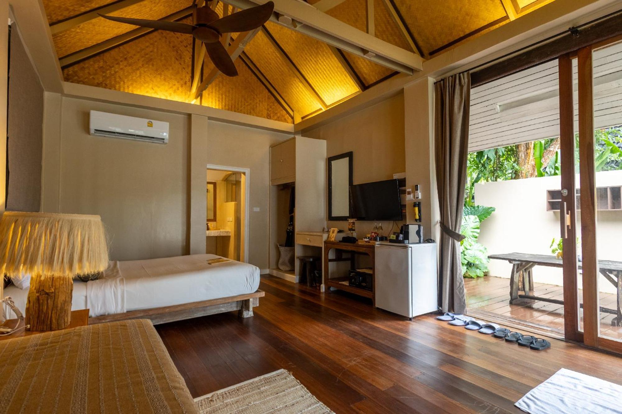 Tolani Resort Koh Kood Ko Kut Kültér fotó